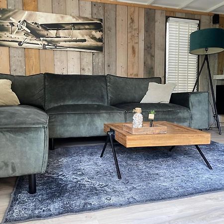 Uniek Chalet Op De Veluwe, In Bosrijke Omgeving. Putten Kültér fotó
