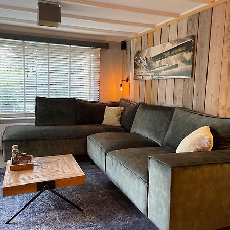 Uniek Chalet Op De Veluwe, In Bosrijke Omgeving. Putten Kültér fotó