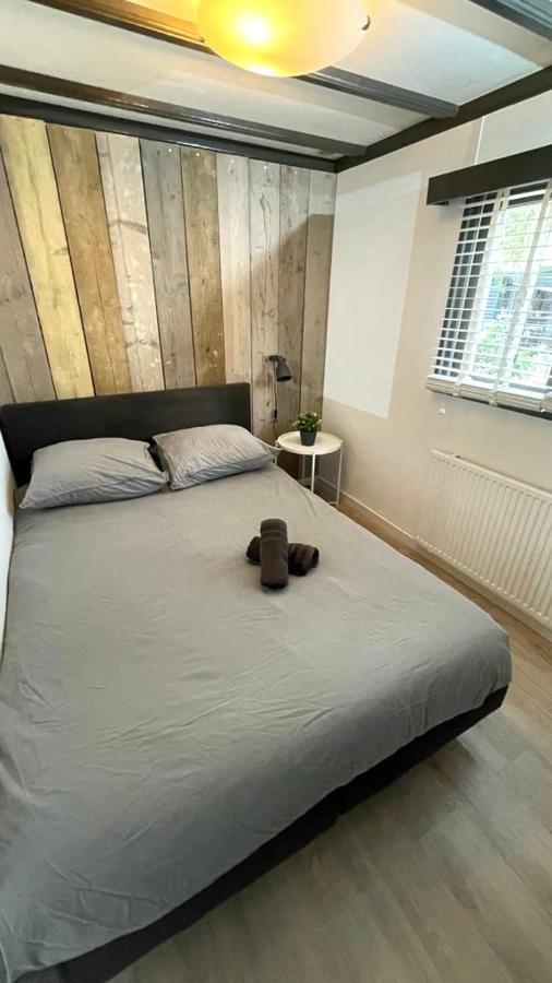Uniek Chalet Op De Veluwe, In Bosrijke Omgeving. Putten Kültér fotó